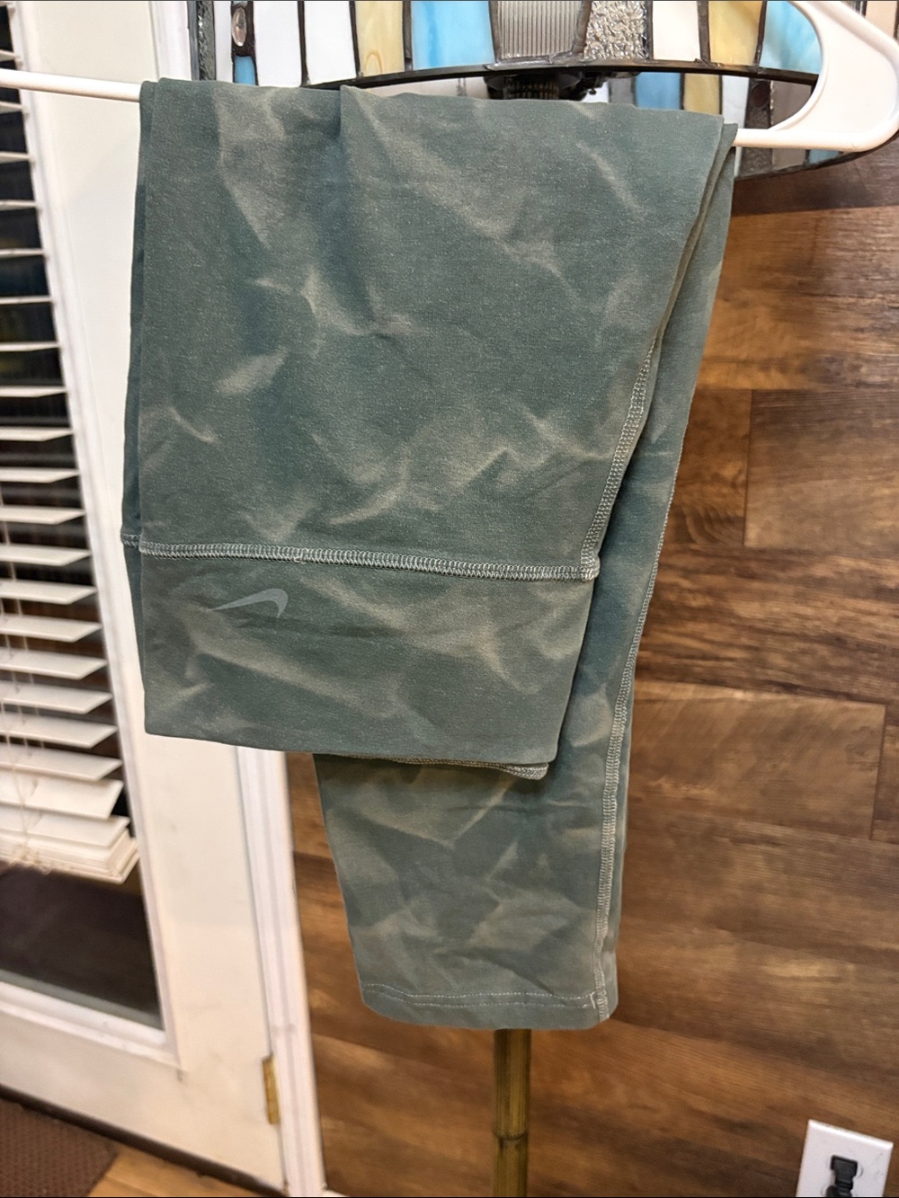 Nike Women’s capri leggings with green pattern